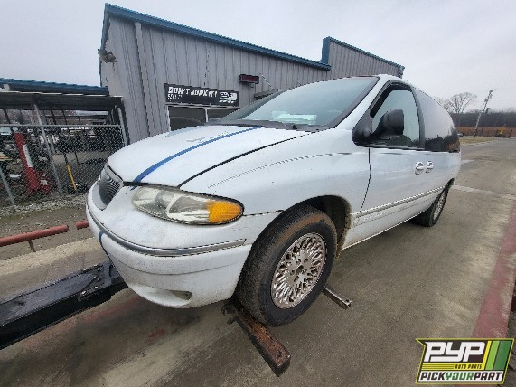1997 CHRYSLER TOWN & COUNTRY available for parts