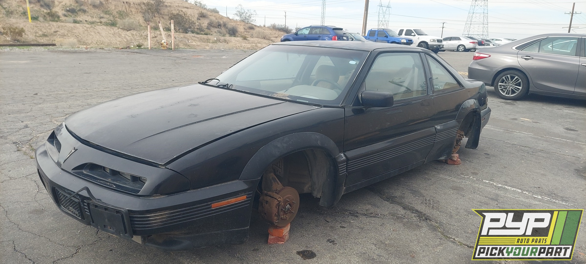 1993 PONTIAC GRAND PRIX available for parts