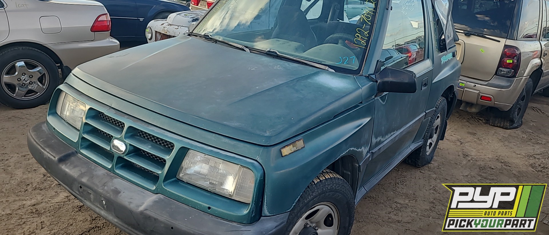 1996 GEO TRACKER available for parts