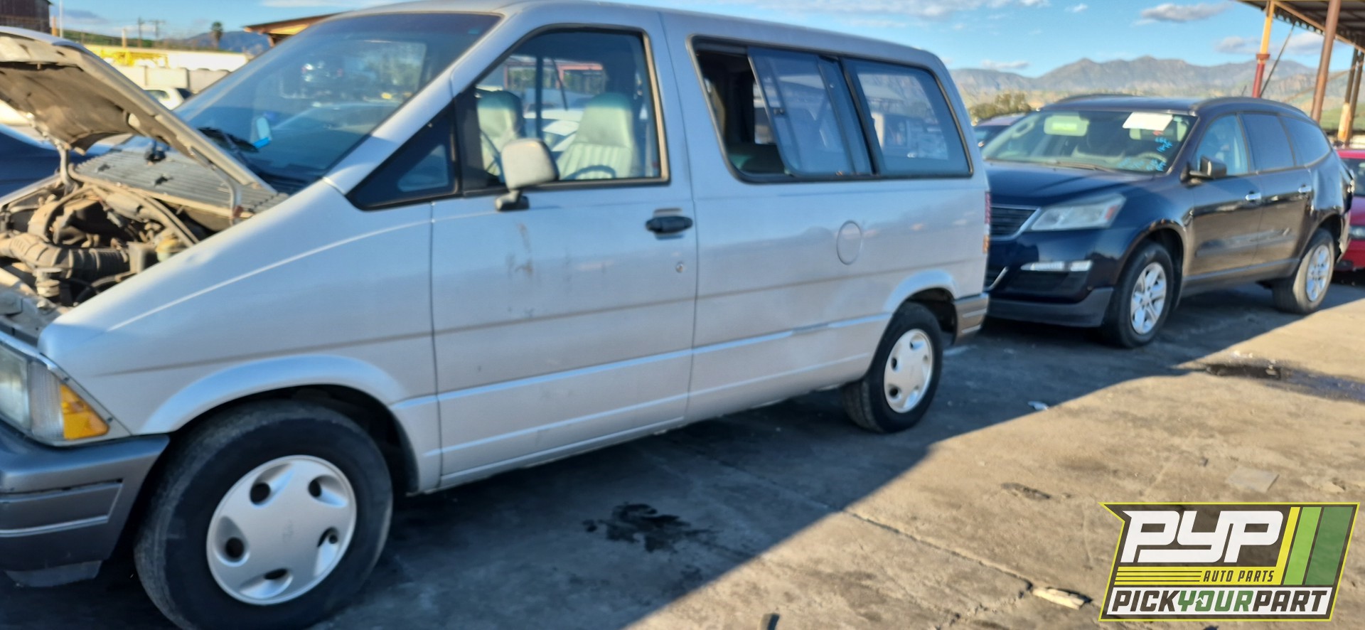 1993 FORD AEROSTAR available for parts