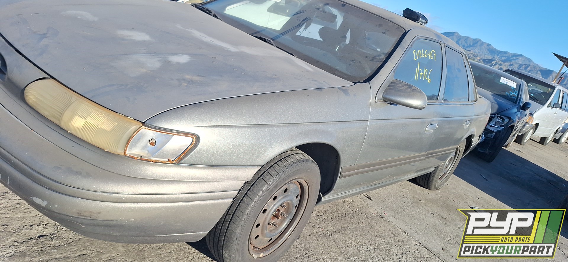 1994 FORD TAURUS available for parts