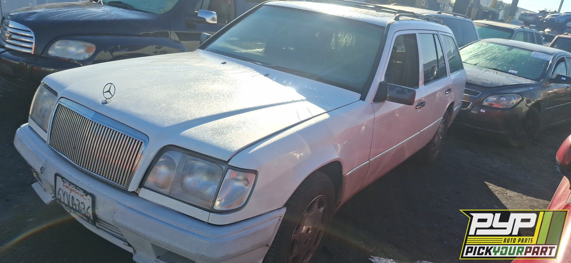 1995 MERCEDES-BENZ E320 partes disponibles