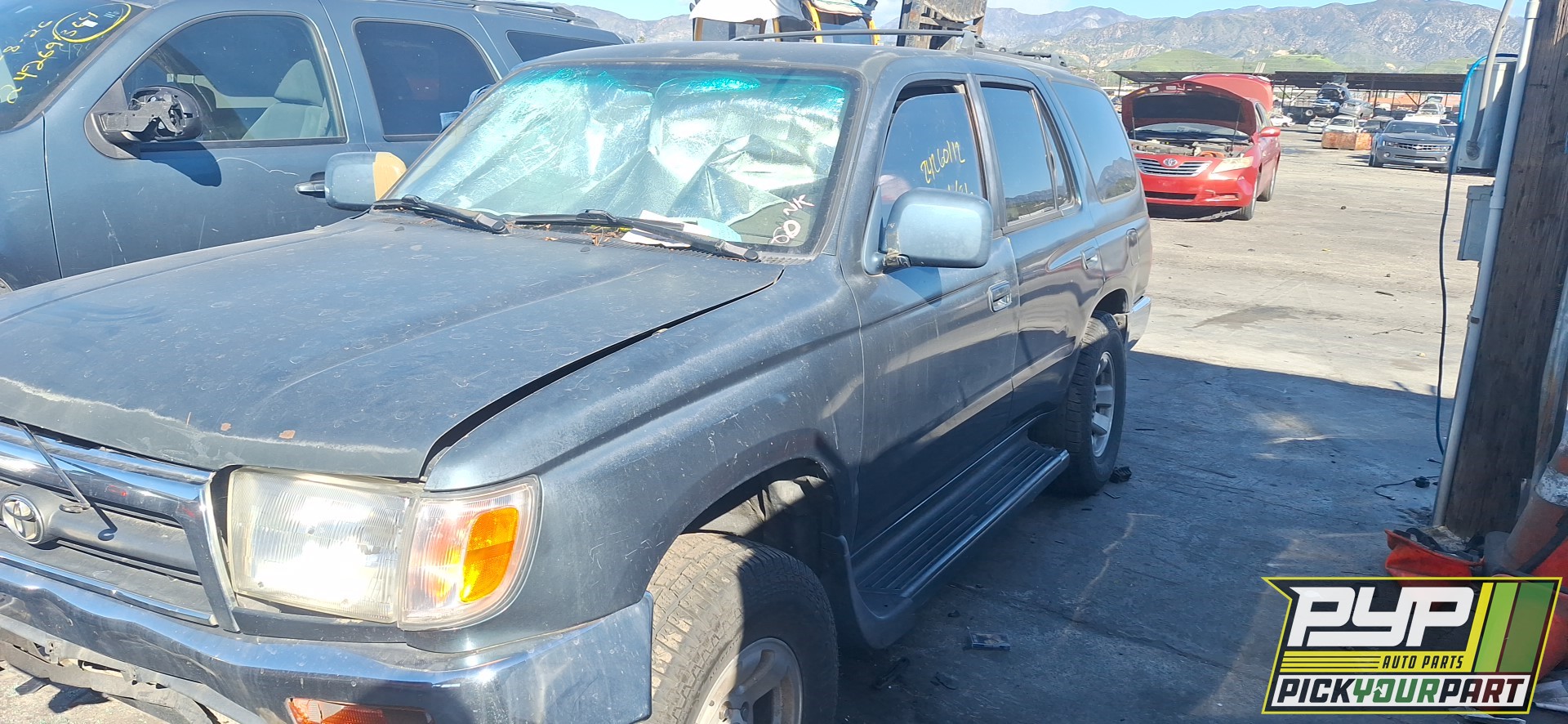 1996 TOYOTA 4RUNNER available for parts