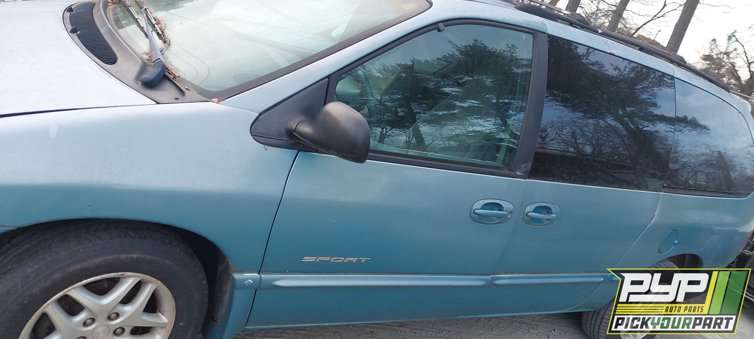 1999 DODGE CARAVAN available for parts