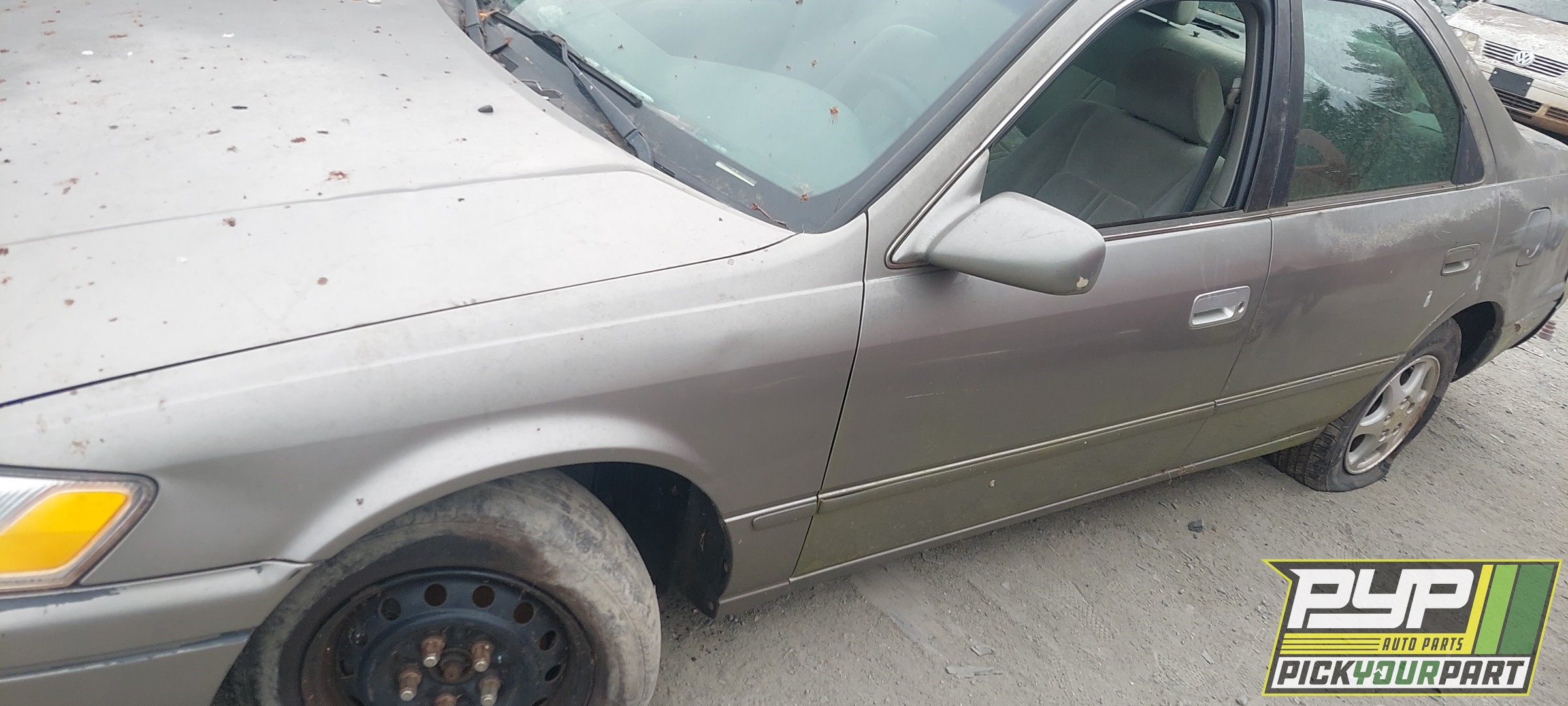 1998 TOYOTA CAMRY available for parts