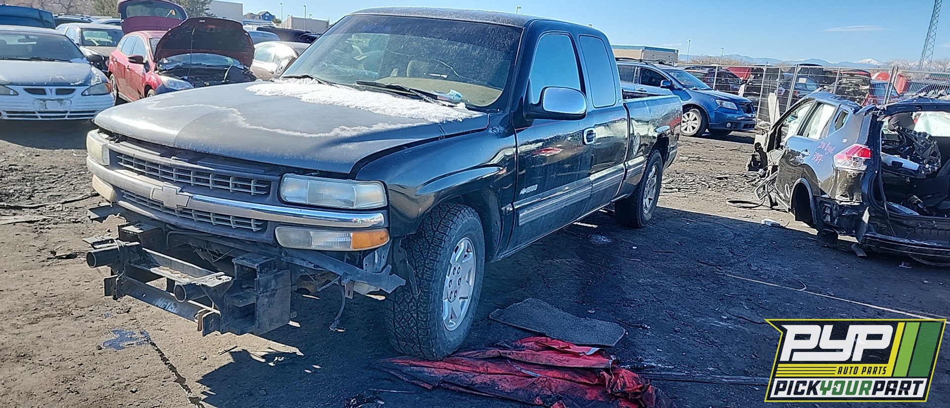 1999 CHEVROLET SILVERADO 1500 available for parts