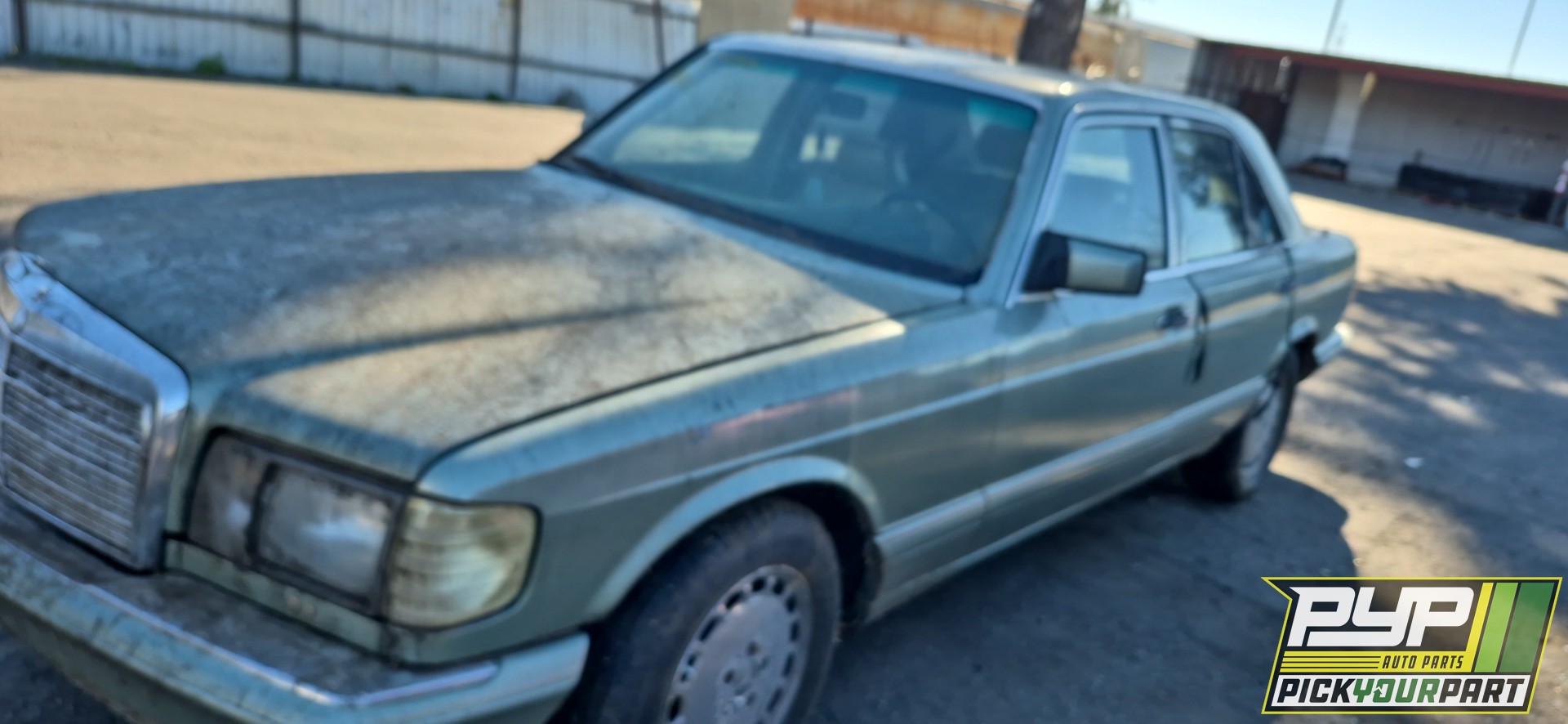 1989 MERCEDES-BENZ 300SE available for parts