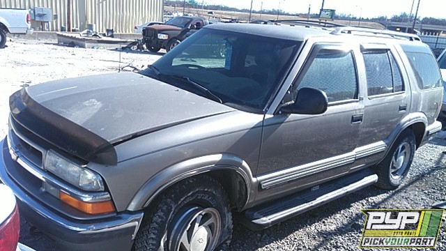 1998 CHEVROLET BLAZER available for parts