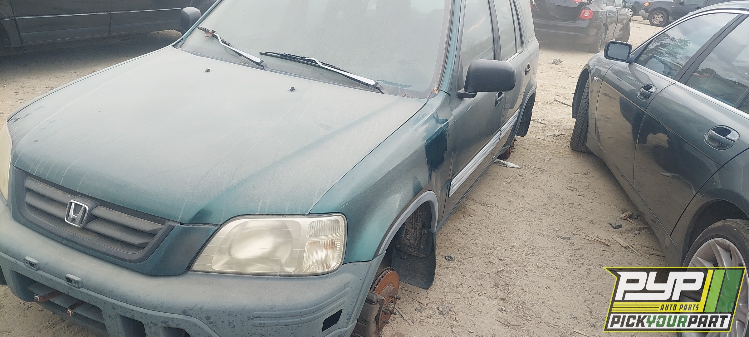 1999 HONDA CR-V available for parts