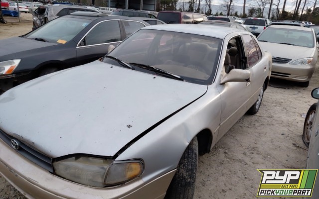 1994 TOYOTA CAMRY partes disponibles
