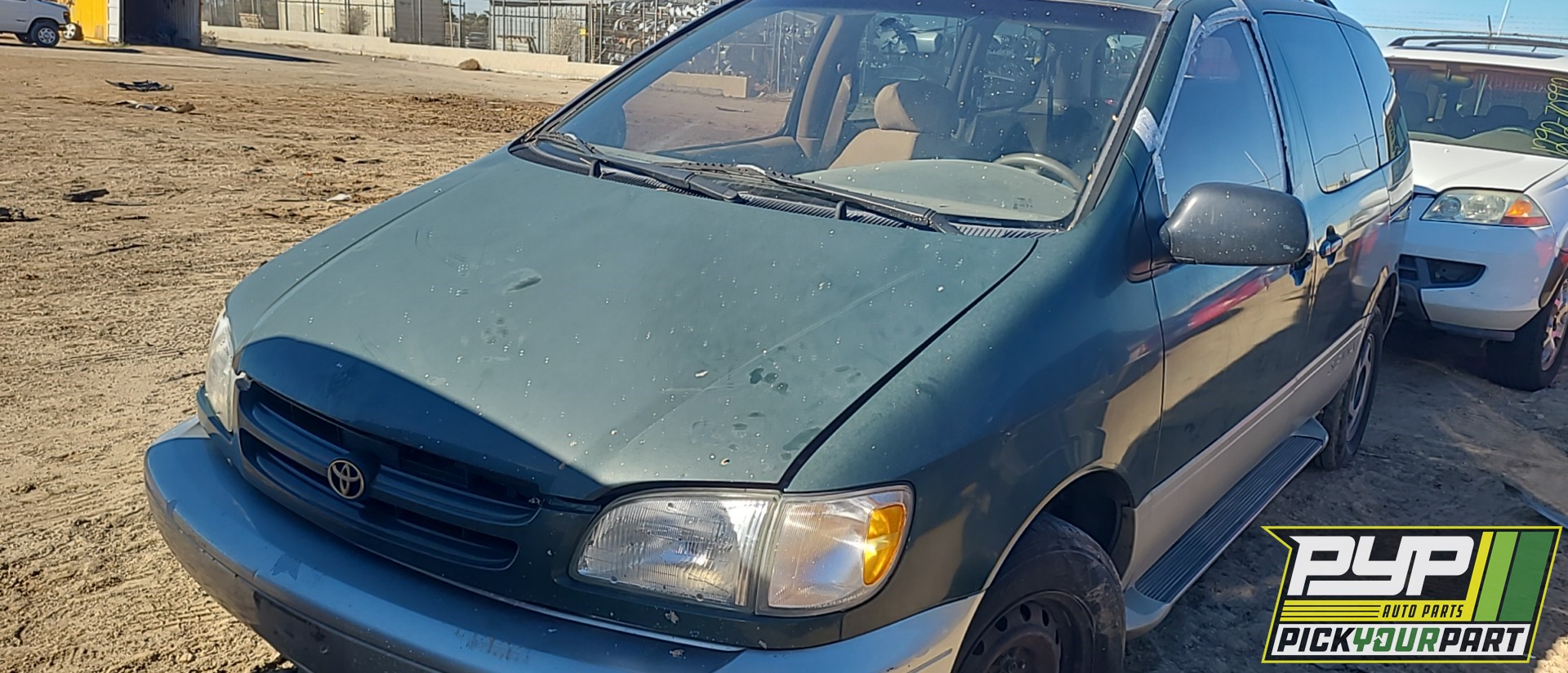 1999 TOYOTA SIENNA available for parts