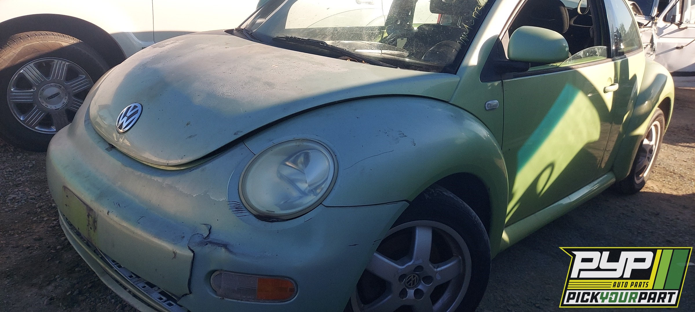1999 VOLKSWAGEN BEETLE available for parts