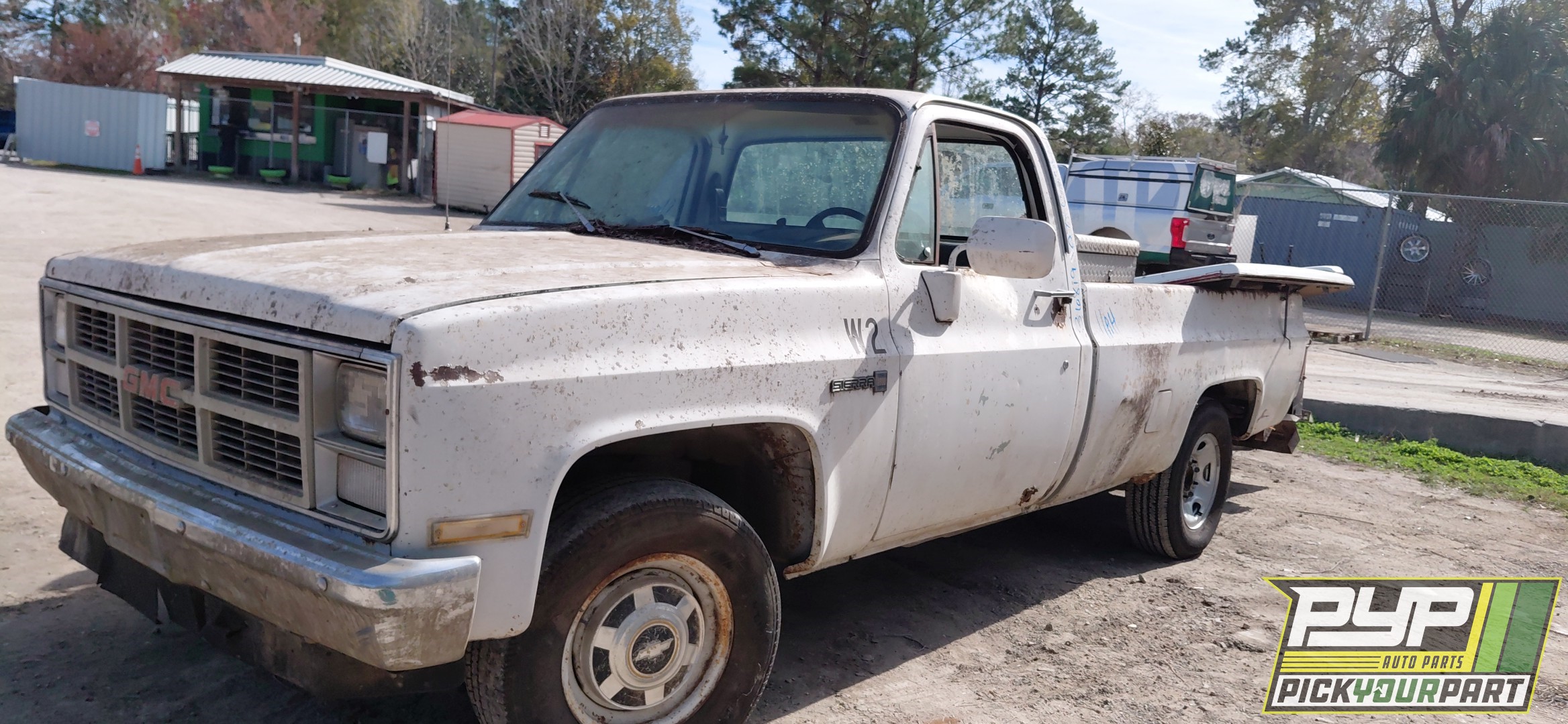 1984 GMC C2500 partes disponibles