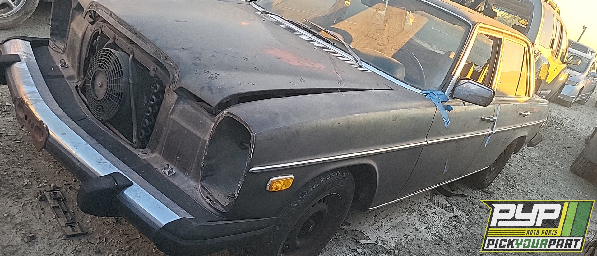 1975 MERCEDES-BENZ 280 partes disponibles