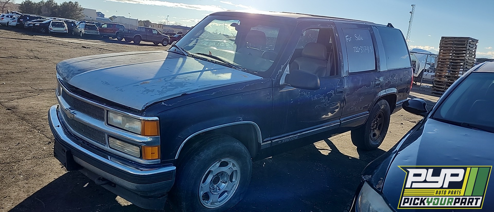 1998 CHEVROLET TAHOE available for parts
