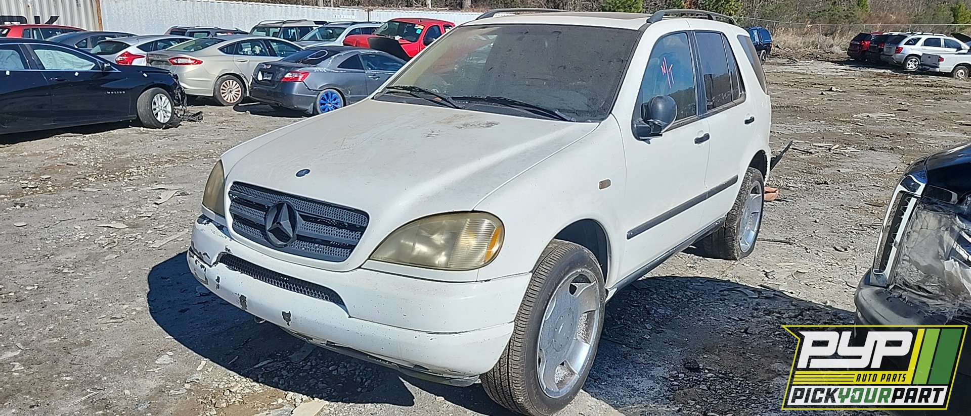1998 MERCEDES-BENZ ML320 available for parts