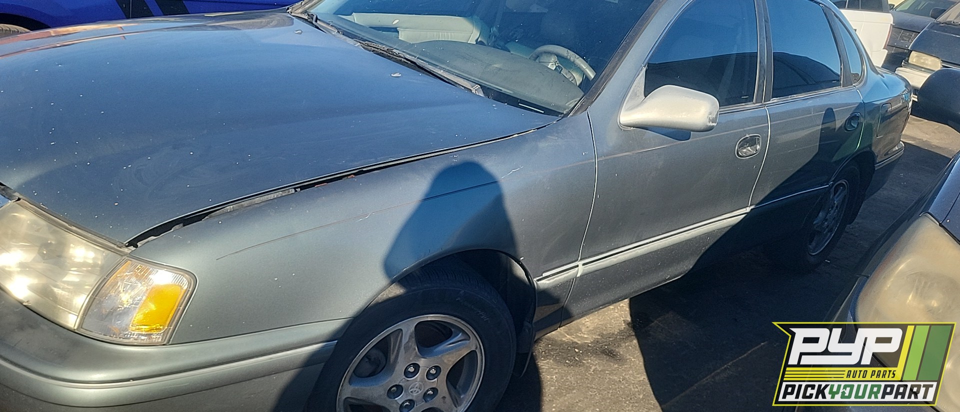 1998 TOYOTA AVALON available for parts