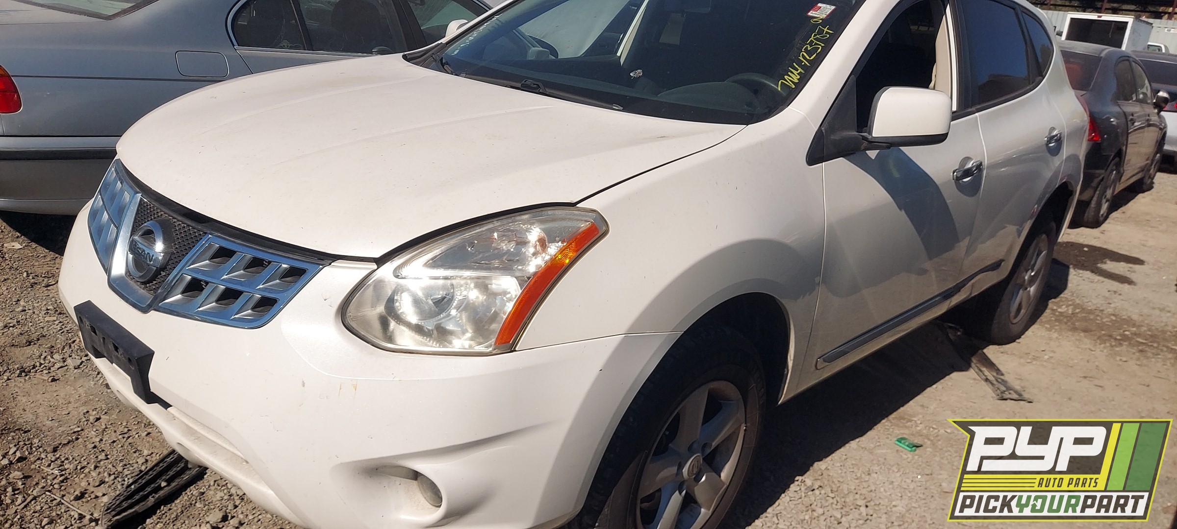 2013 NISSAN ROGUE available for parts