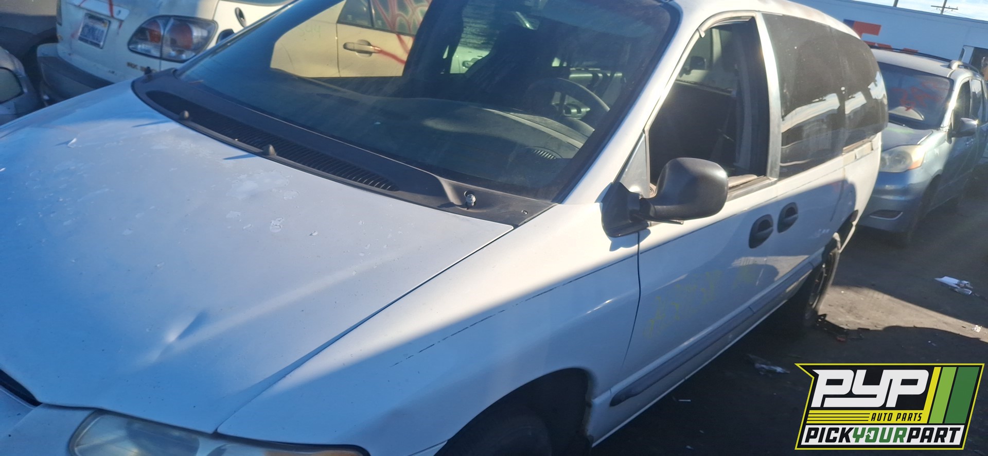 1997 DODGE GRAND CARAVAN available for parts