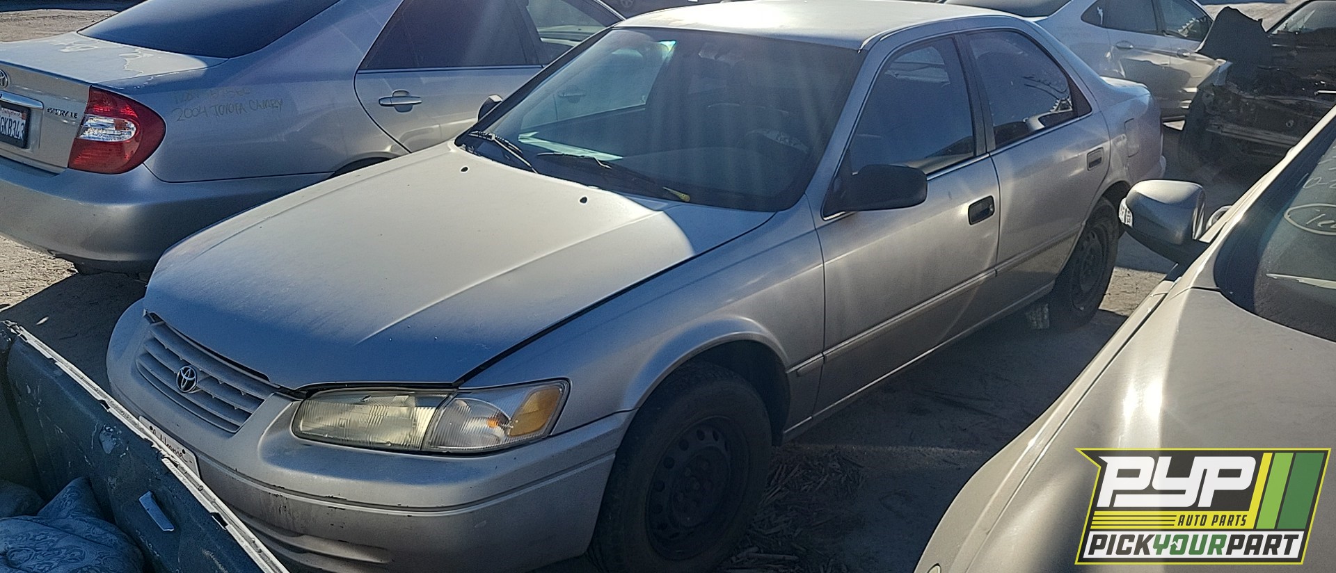 1997 TOYOTA CAMRY available for parts