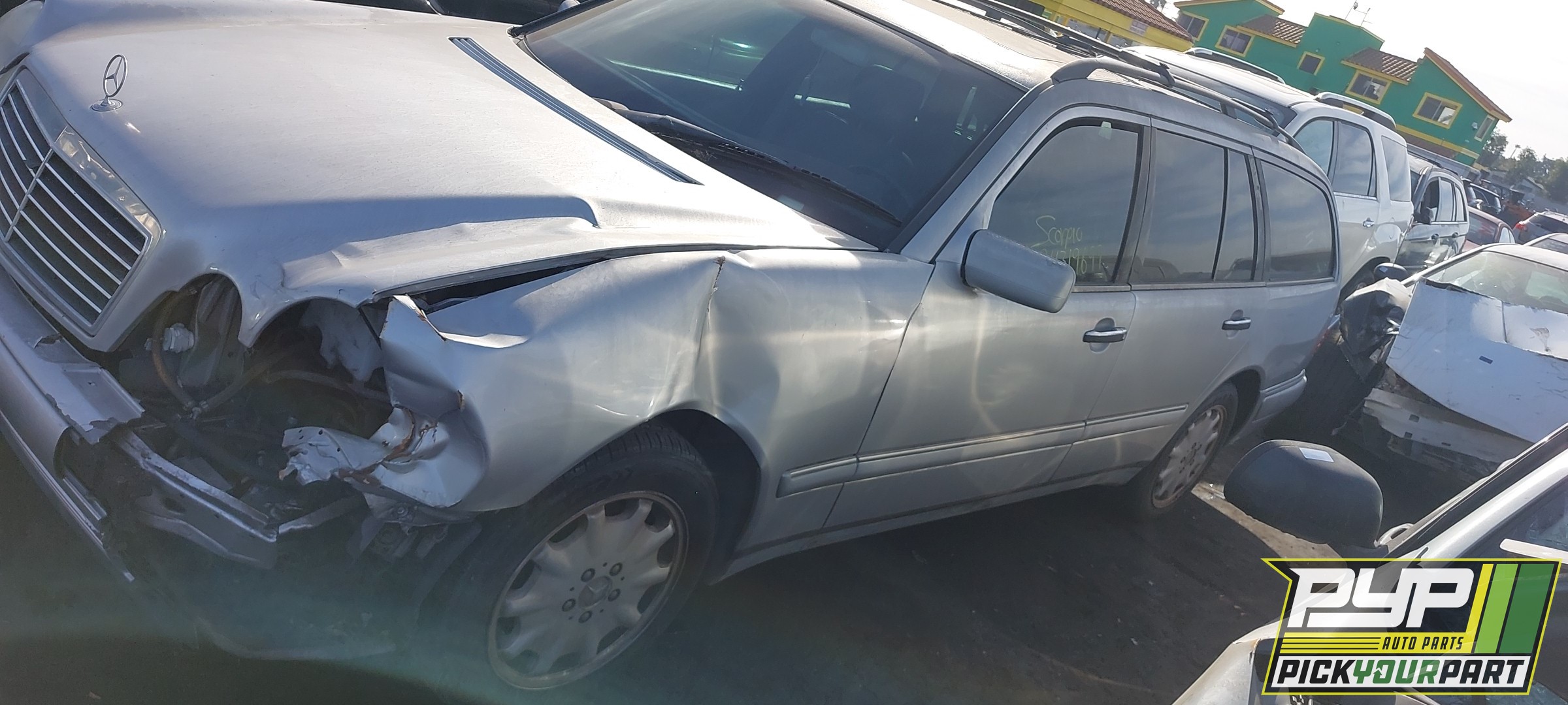 1999 MERCEDES-BENZ E320 available for parts