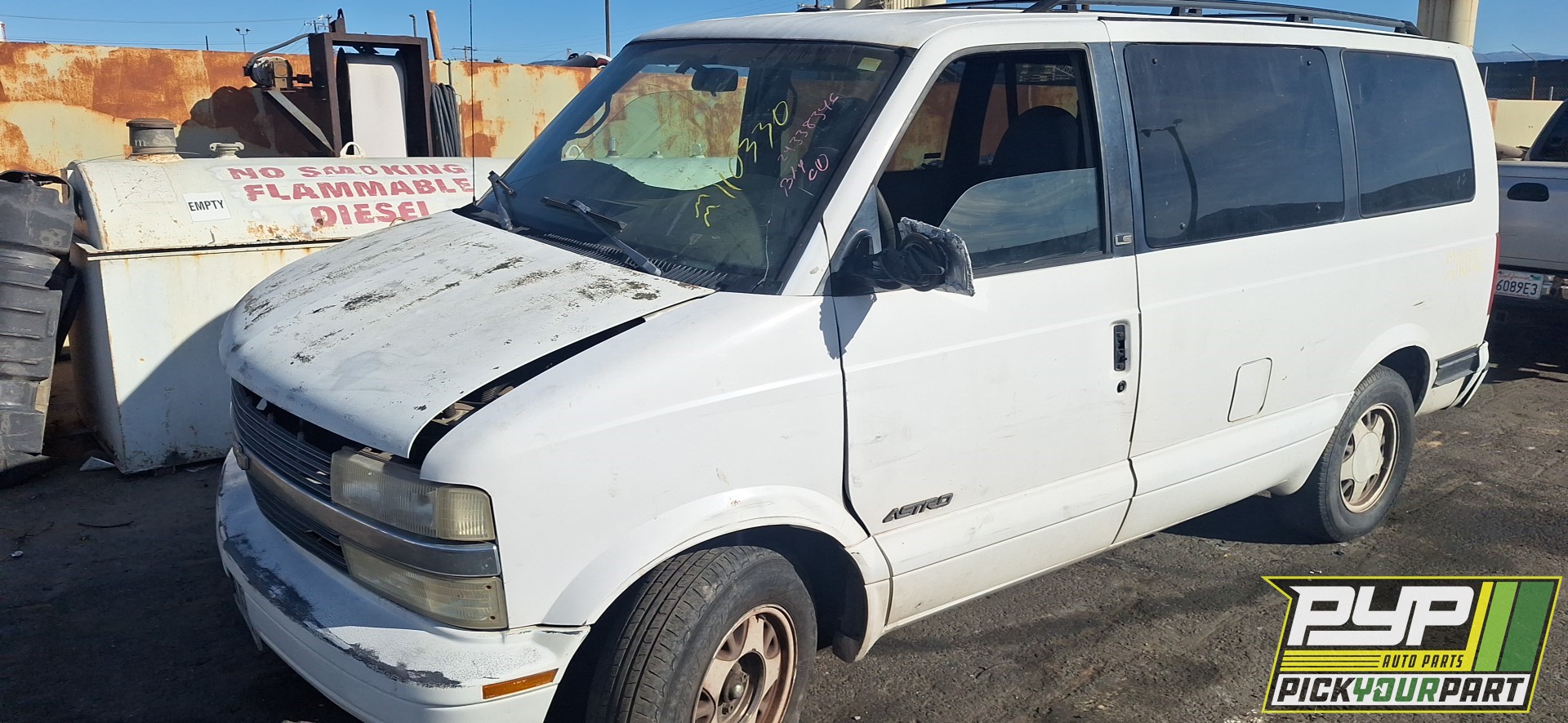 1997 CHEVROLET ASTRO available for parts