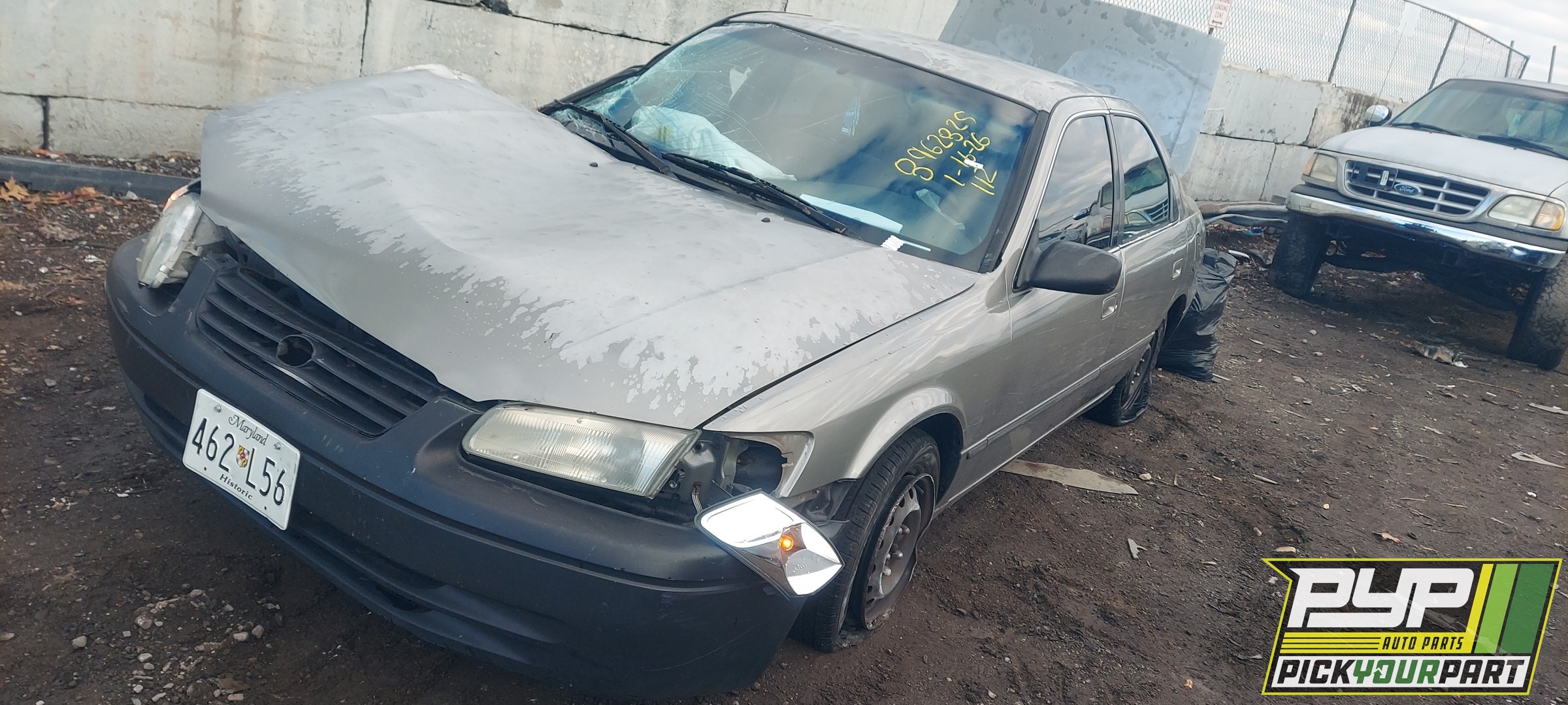 1998 TOYOTA CAMRY available for parts