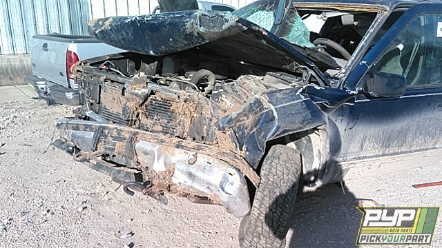 1997 CHEVROLET K1500 SUBURBAN available for parts