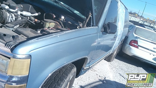 1996 CHEVROLET K1500 SUBURBAN partes disponibles