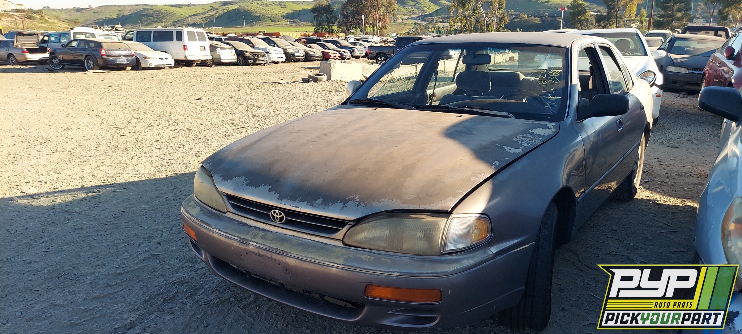 1995 TOYOTA CAMRY available for parts