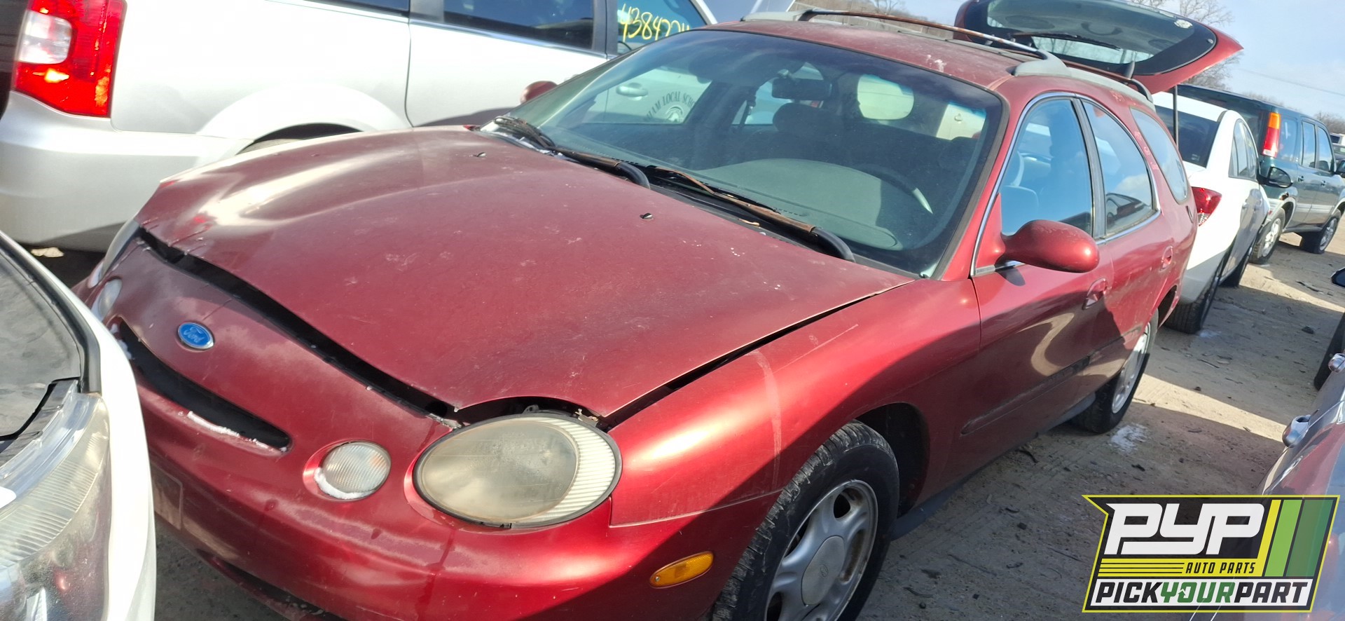 1997 FORD TAURUS available for parts