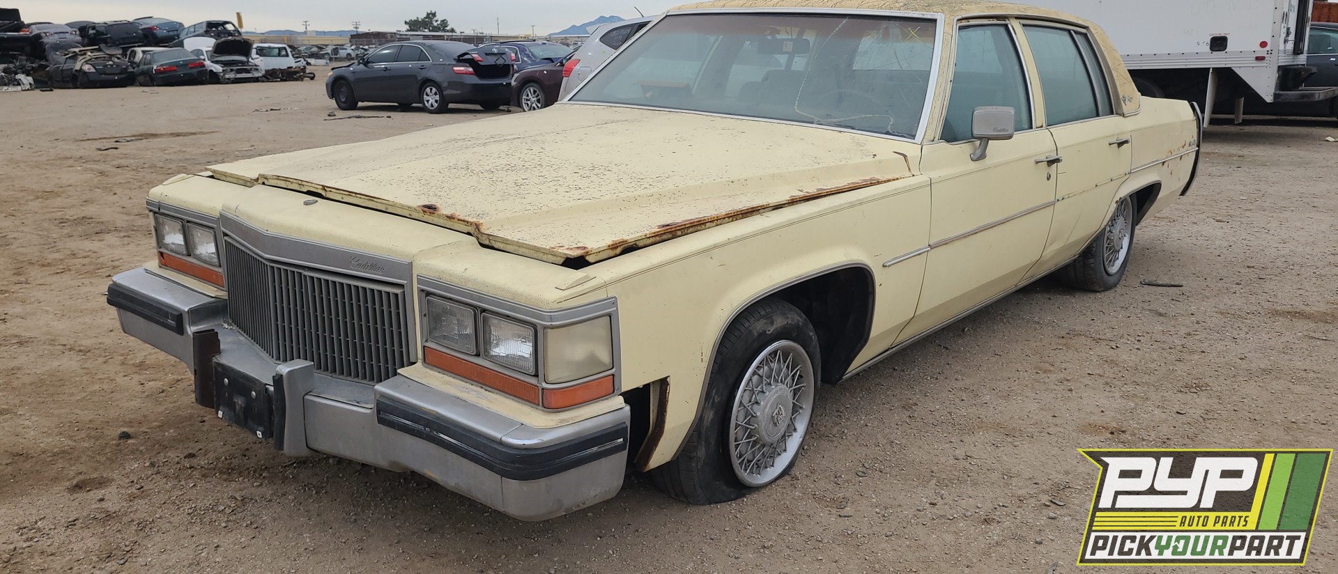 1973 CADILLAC FLEETWOOD available for parts