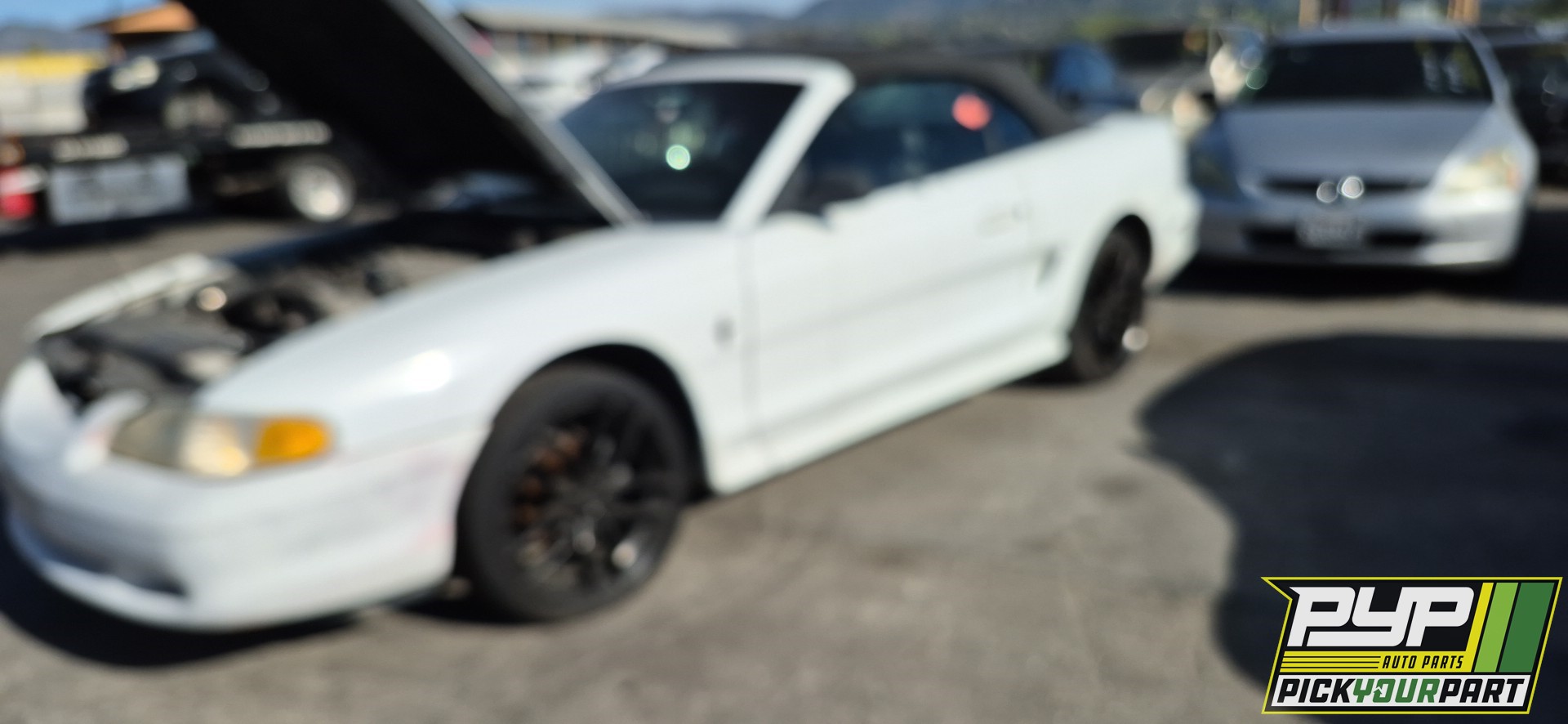 1995 FORD MUSTANG available for parts