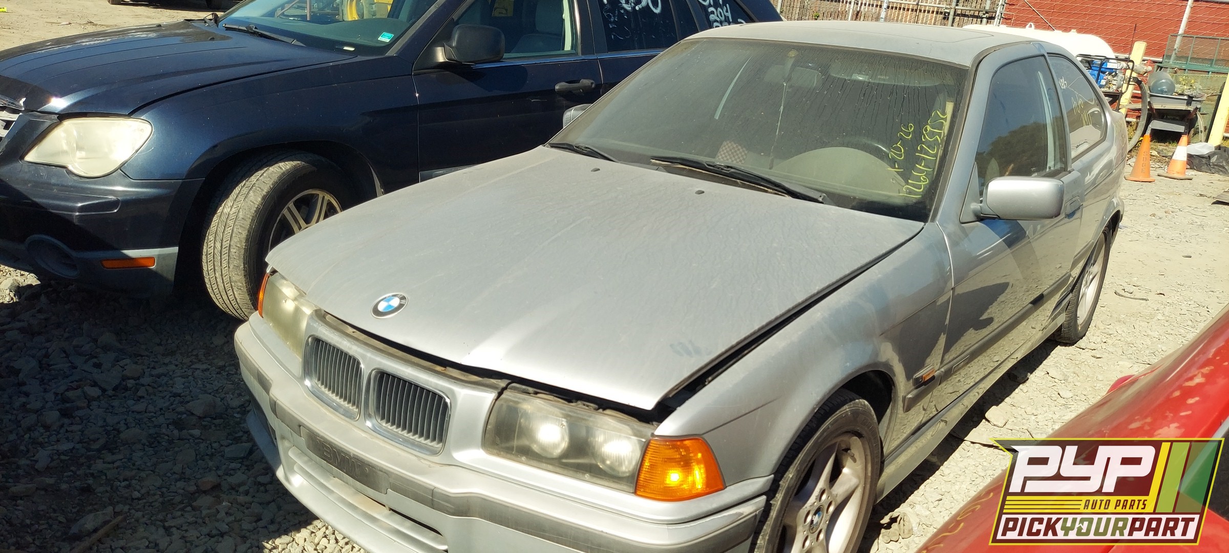1996 BMW 318TI partes disponibles