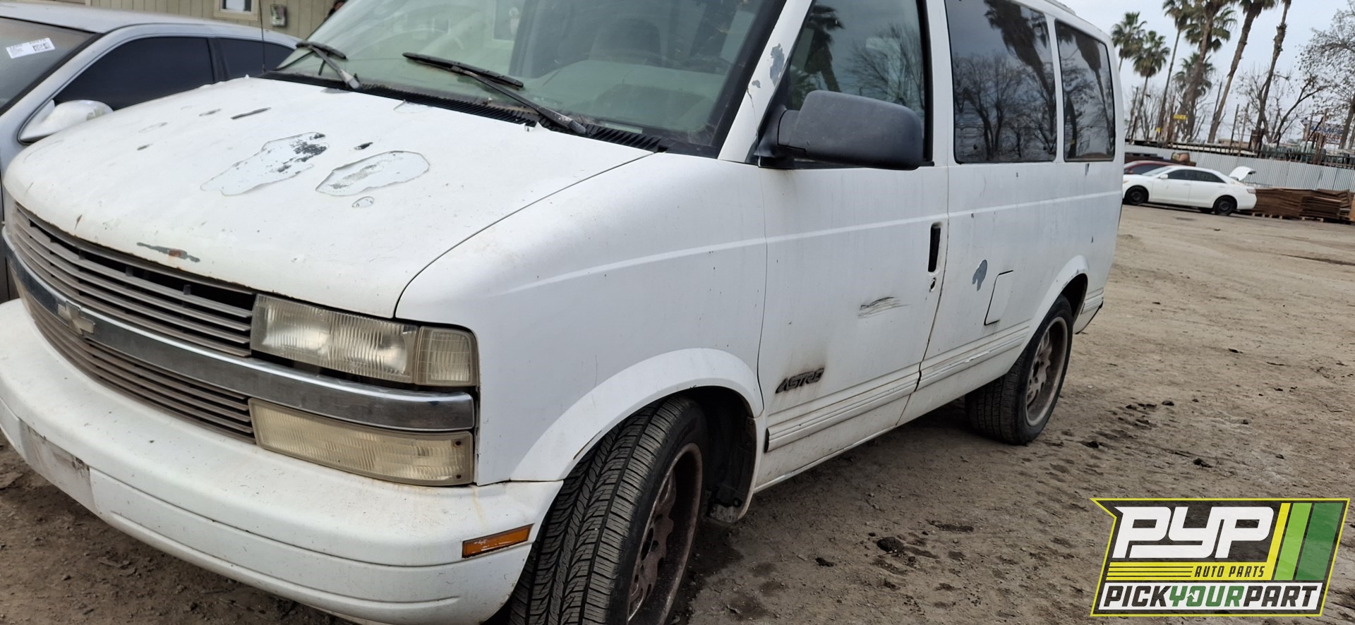 1995 CHEVROLET ASTRO available for parts