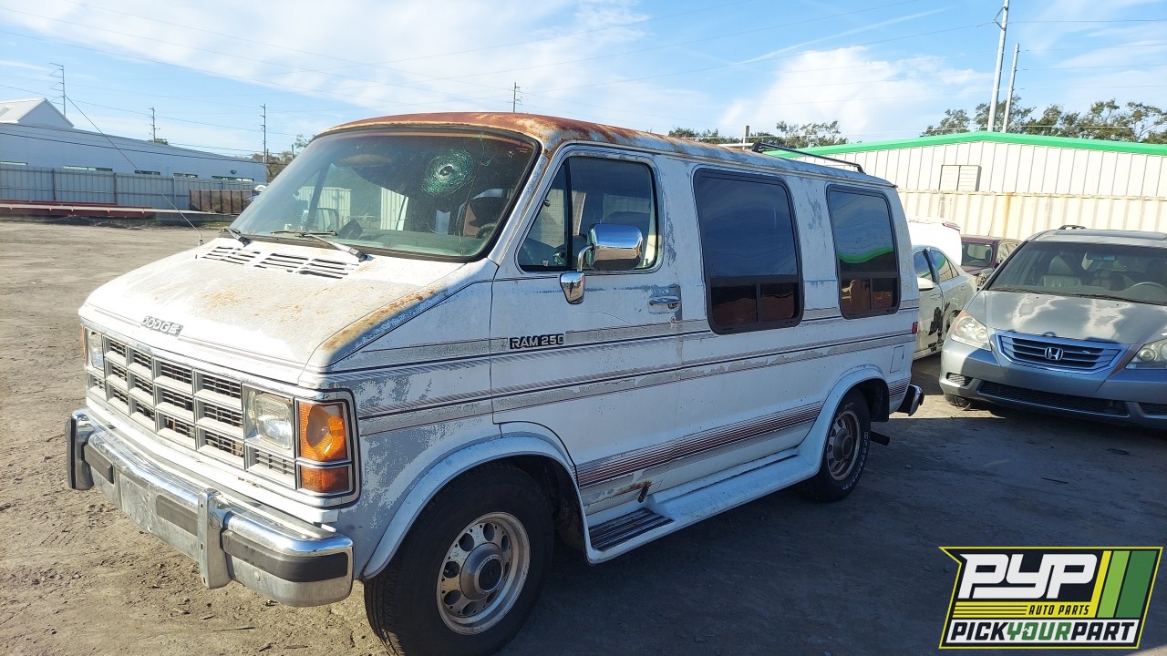 1993 DODGE B250 available for parts