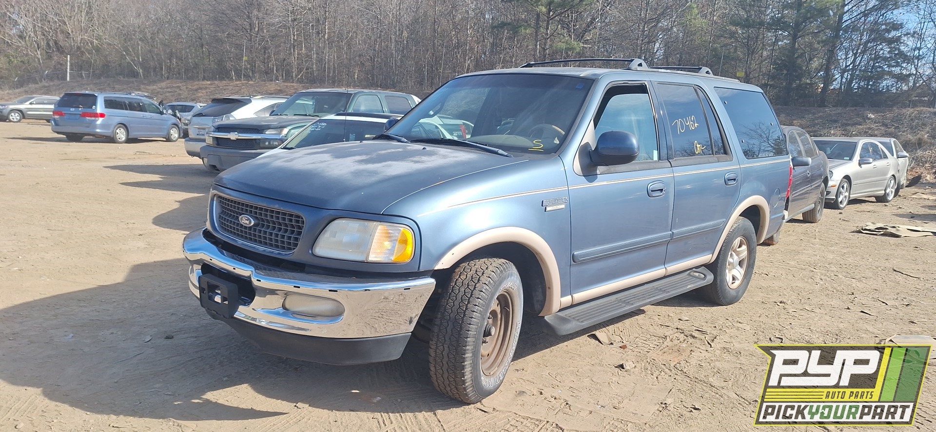 1998 FORD EXPEDITION available for parts