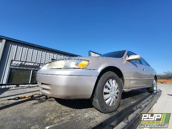 1998 TOYOTA CAMRY available for parts