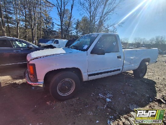 1999 CHEVROLET C2500 available for parts