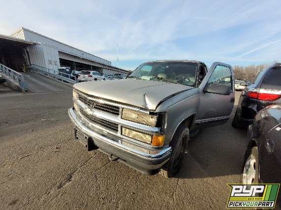 1999 CHEVROLET TAHOE available for parts