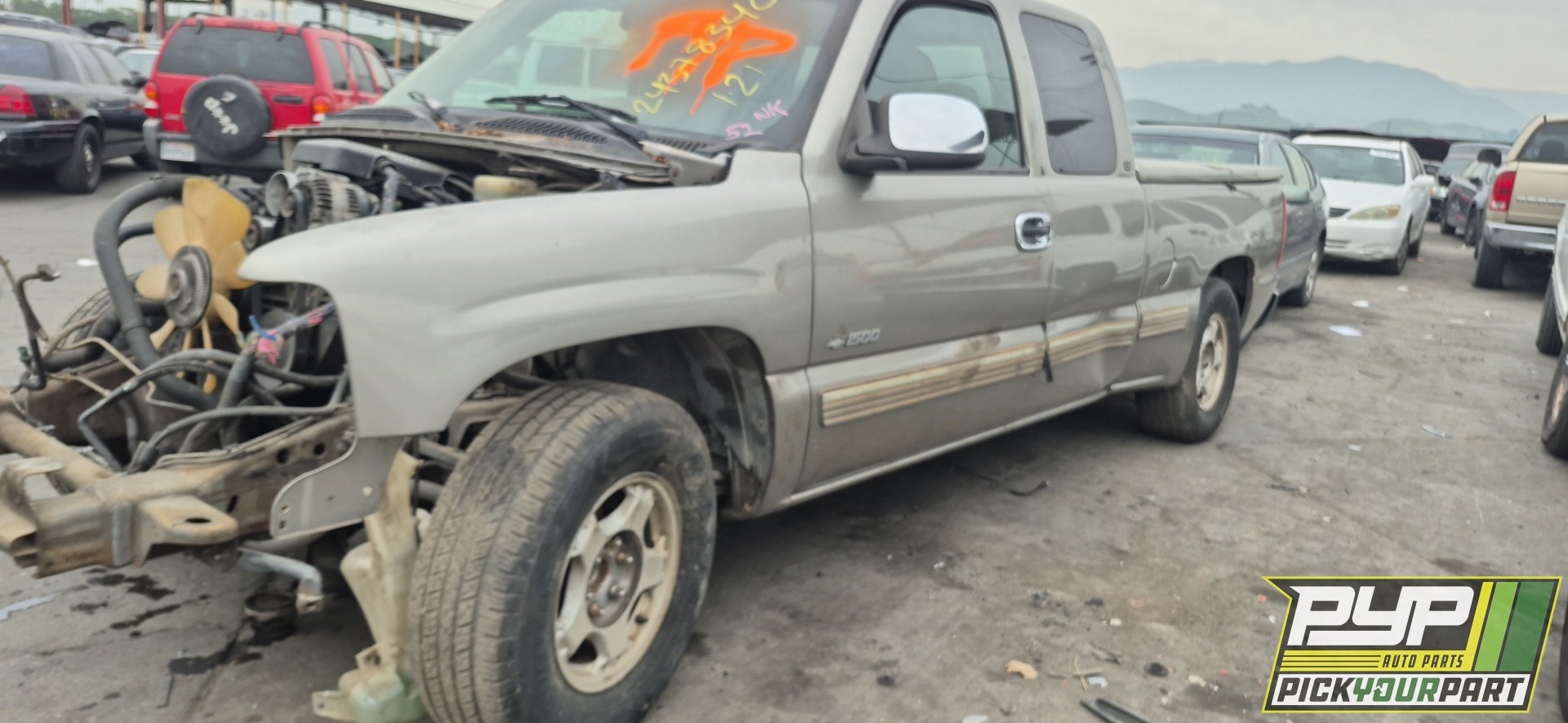 1999 CHEVROLET SILVERADO 1500 available for parts