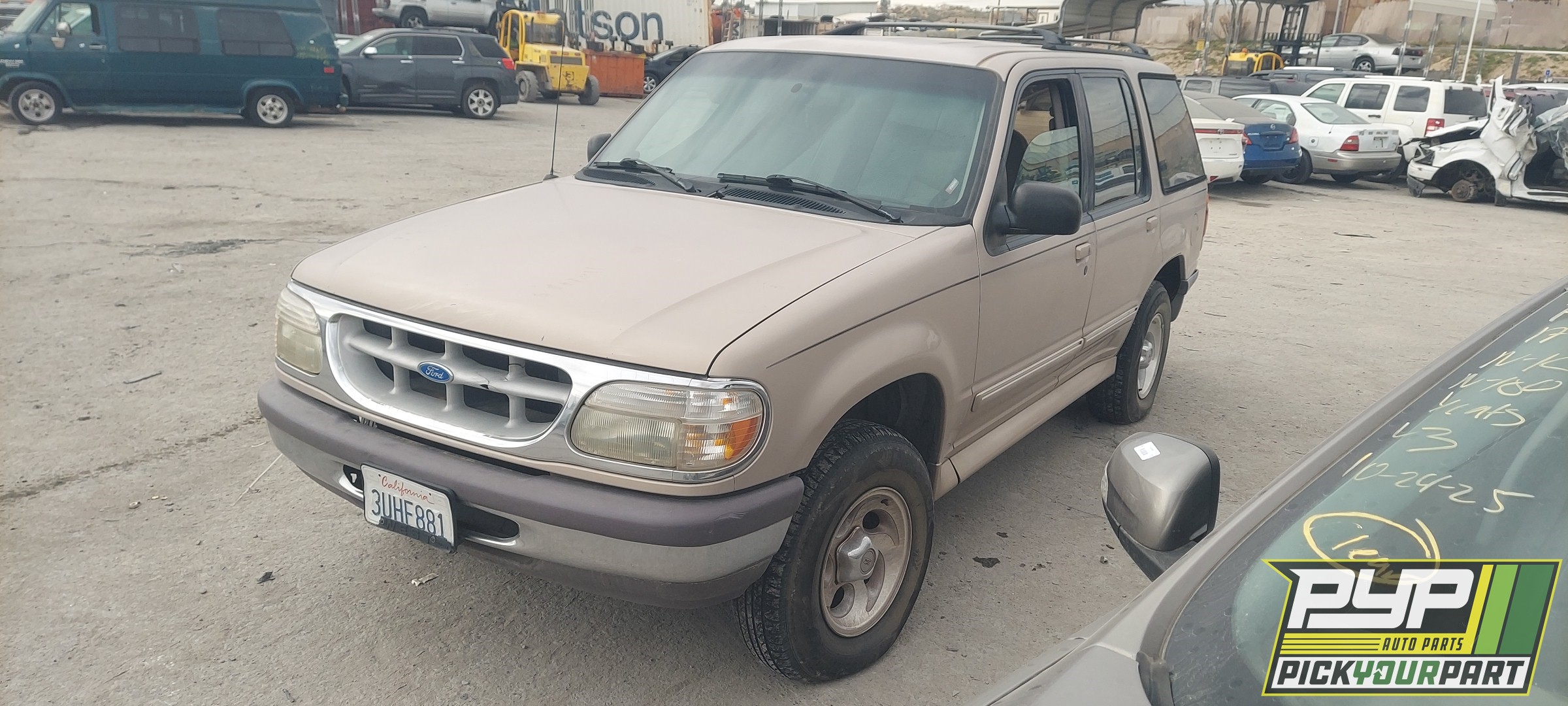 1997 FORD EXPLORER available for parts