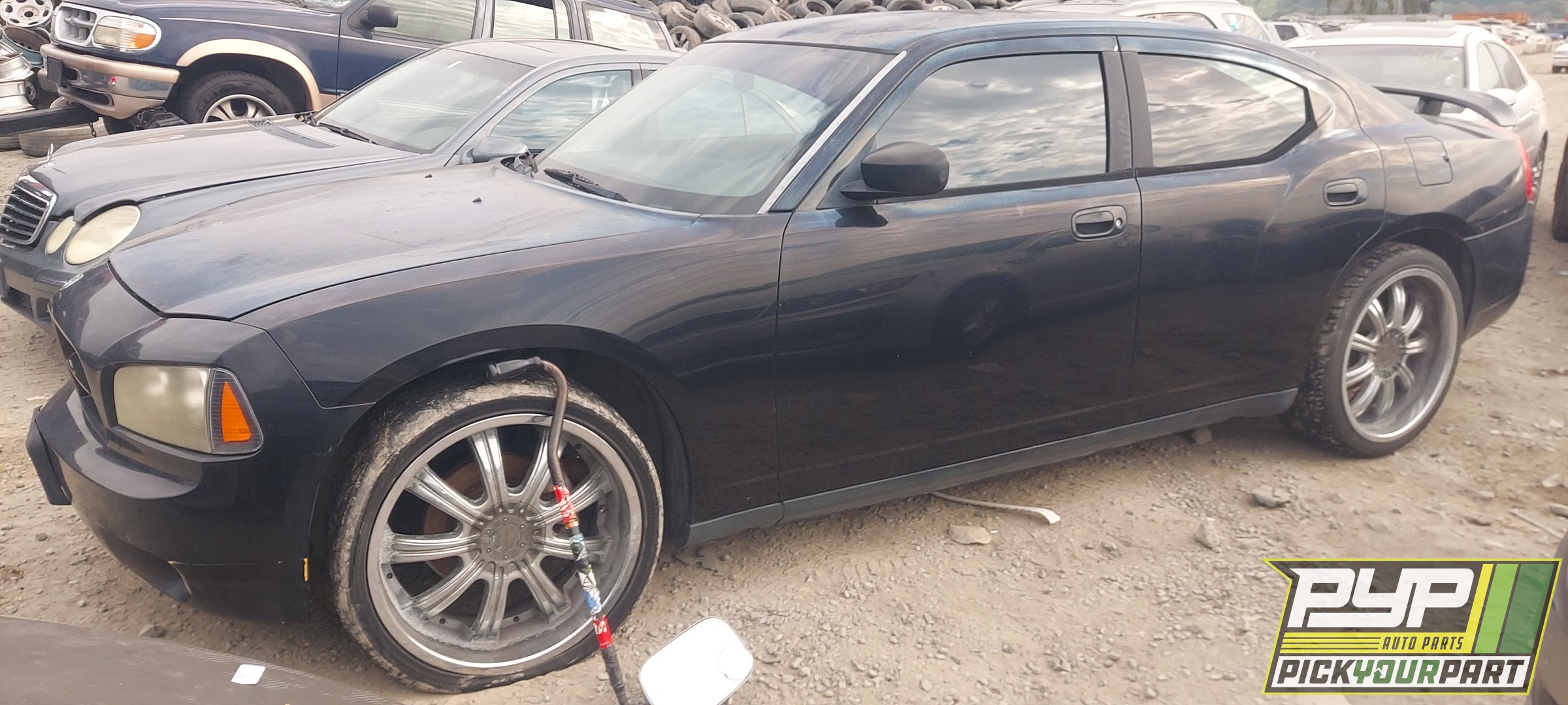 2009 DODGE CHARGER partes disponibles