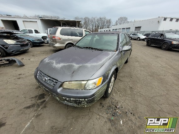 1999 TOYOTA CAMRY available for parts