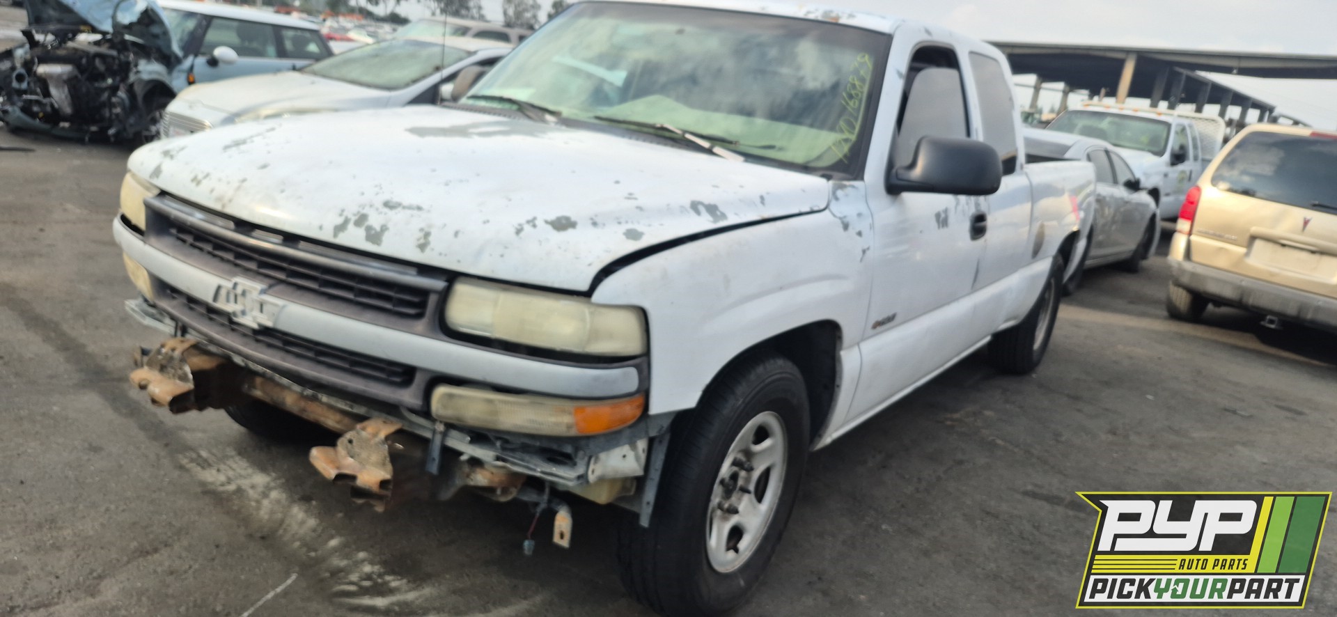1999 CHEVROLET SILVERADO 1500 available for parts