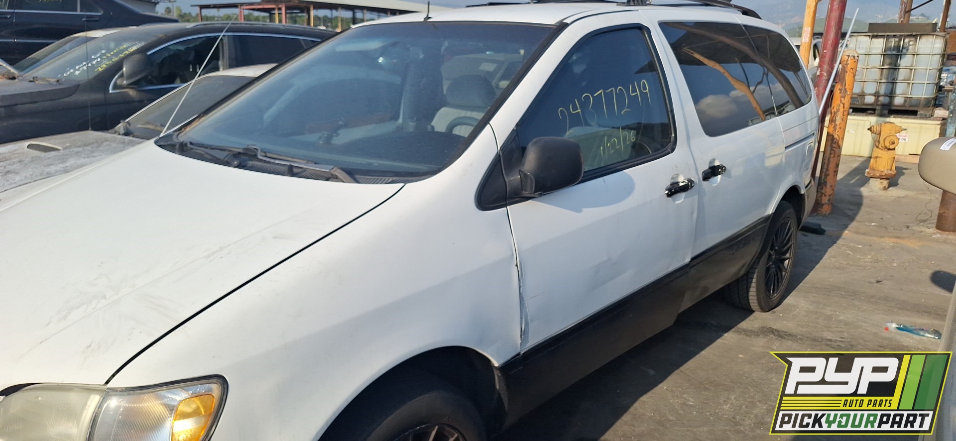 1999 TOYOTA SIENNA available for parts