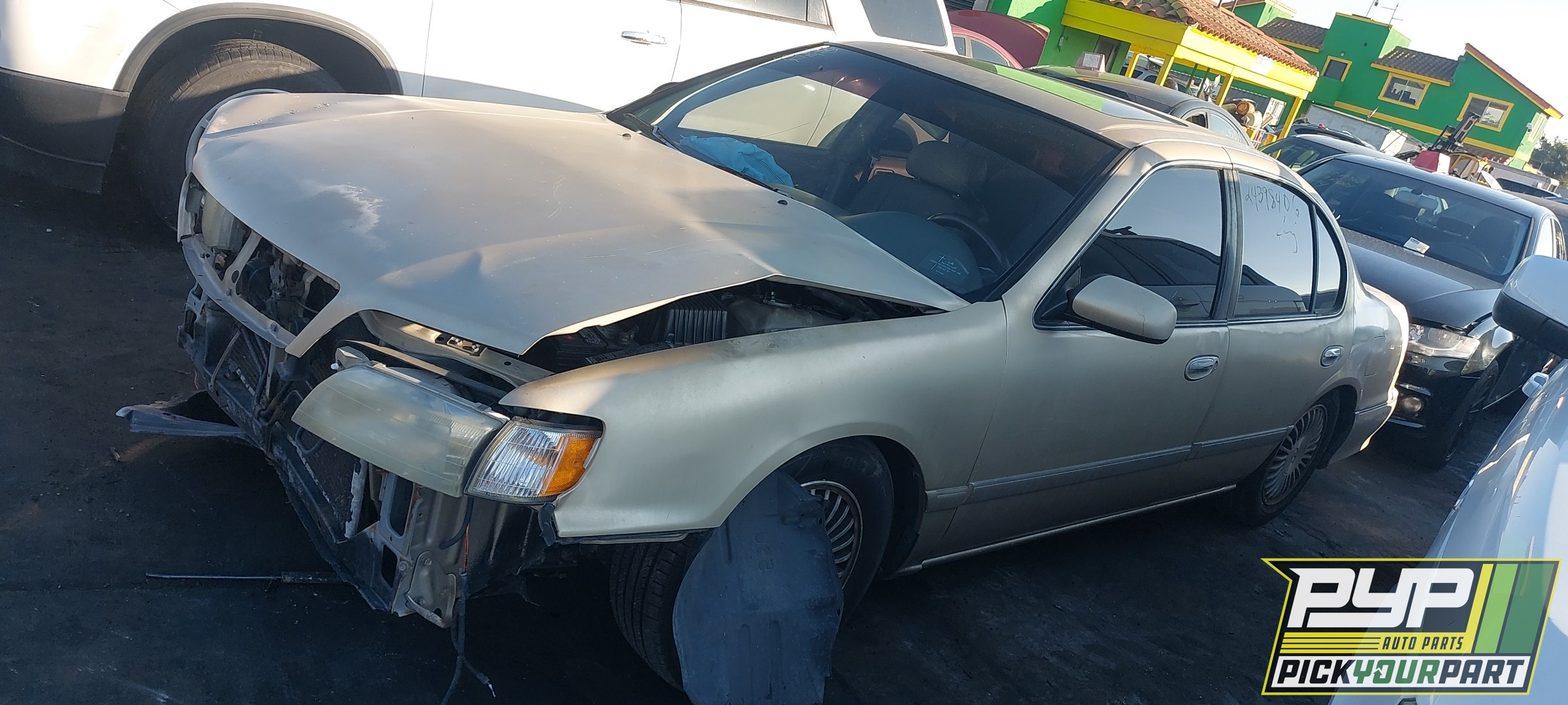 1998 INFINITI I30 partes disponibles