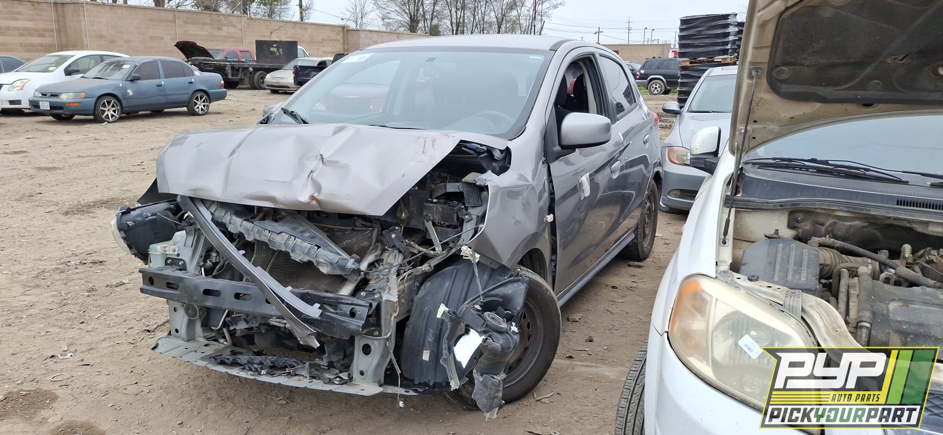 2017 MITSUBISHI MIRAGE available for parts
