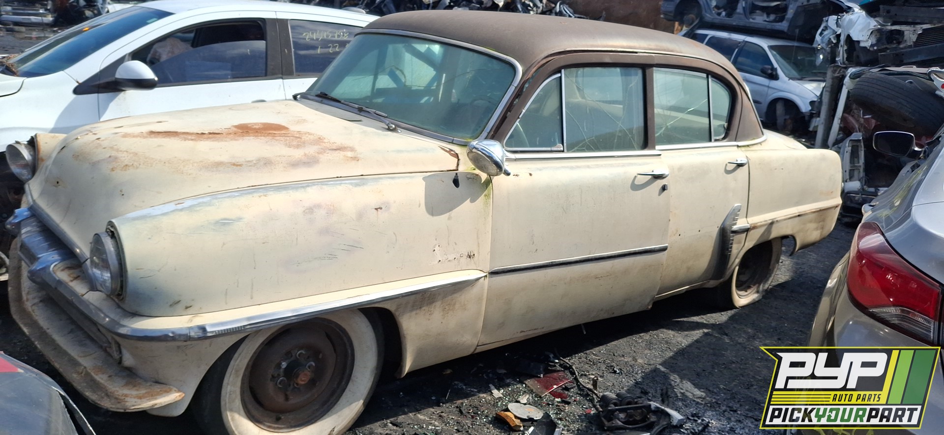 1953 PLYMOUTH SAVOY partes disponibles