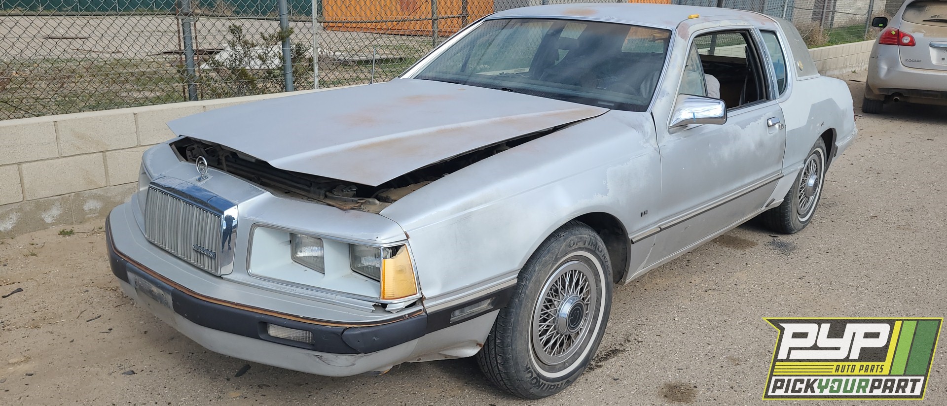 1983 MERCURY COUGAR available for parts